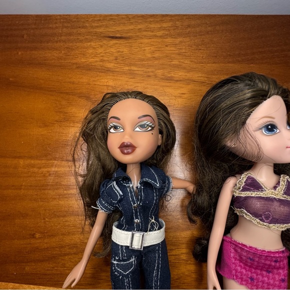 Vintage Bratz Lot of 3 Dolls 2001 & 2009 Y2K - Picture 2 of 12